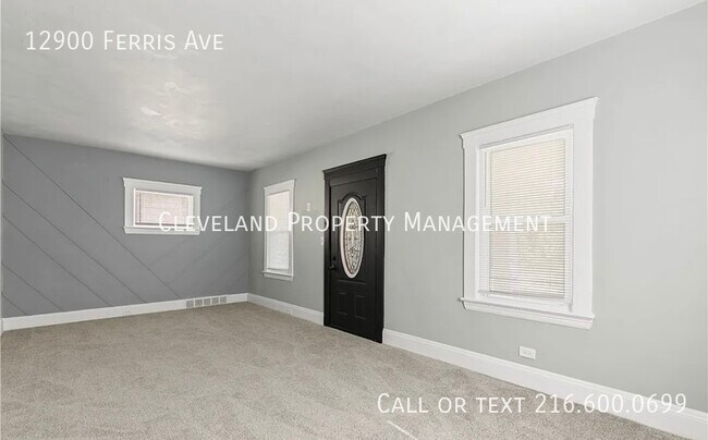 Foto del edificio - 12900 Ferris Ave