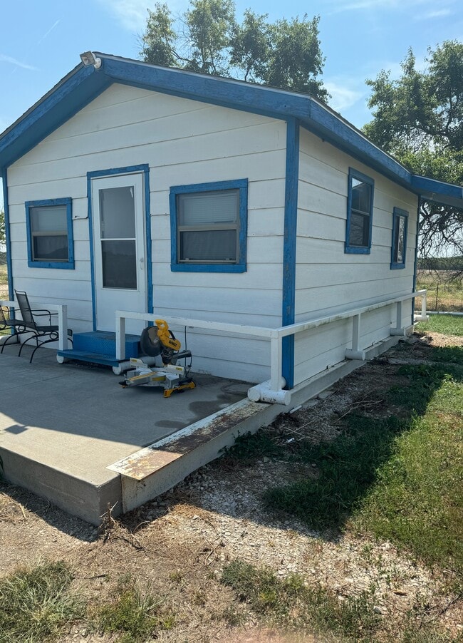 Building Photo - 227-4000 4000 Rd