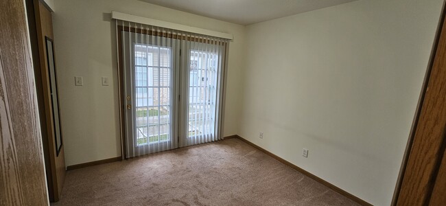 Foto del edificio - 150 Hillcrest Ave