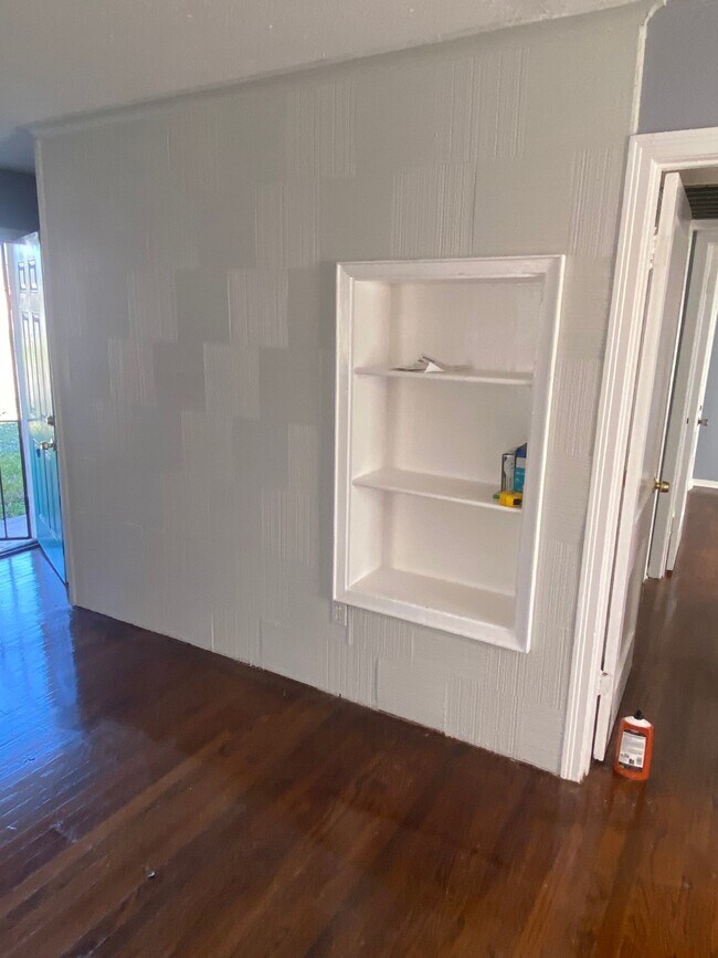 Foto del edificio - 5250 Kingsbury St