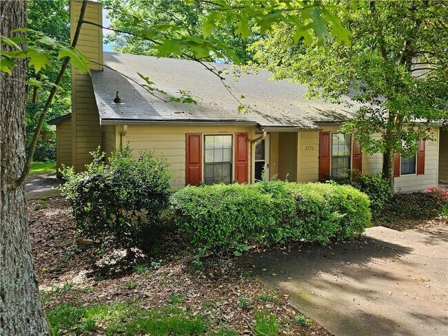 Foto del edificio - 2752 Northwood Ct