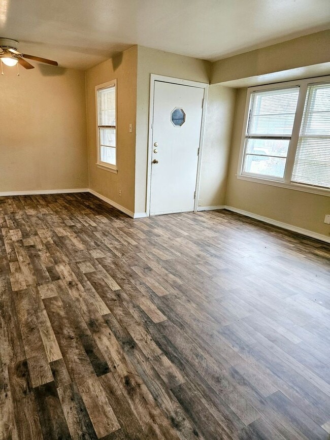 Building Photo - 1205 Roy J Smith Dr