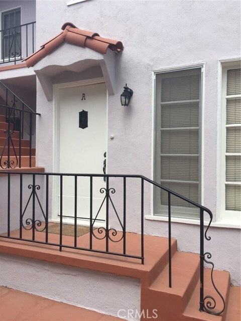 Building Photo - 257 Santa Ana Ave
