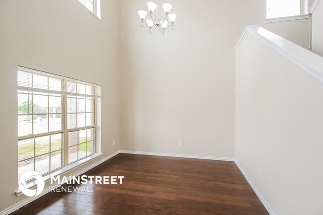 Foto del edificio - 10416 Westover Ave