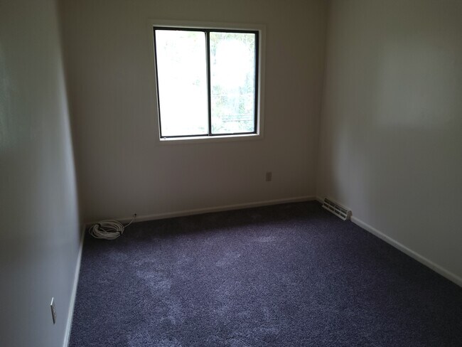 Building Photo - 148 Sandybrook Dr