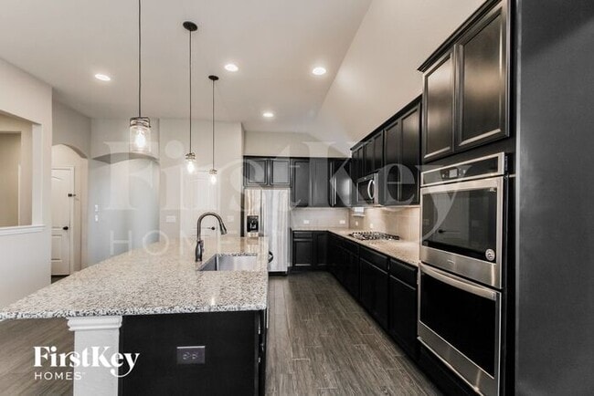 Foto del edificio - 6701 Cedarhurst Ct