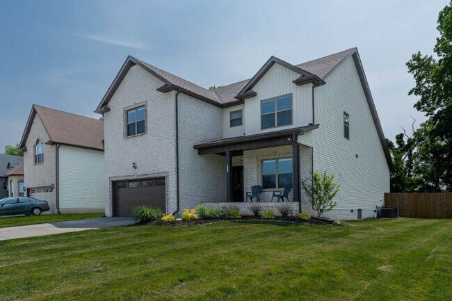 Building Photo - Beautiful 4-Bedroom Home with Bonus Room