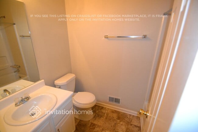 Foto del edificio - 4902 Muirwood Dr