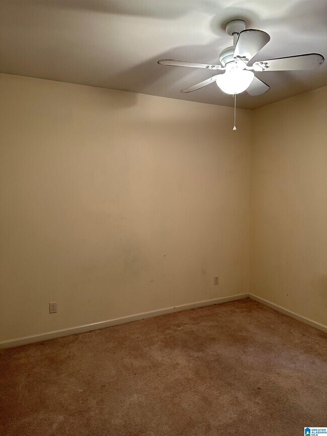 Building Photo - 2335 Abbeyglen Cir