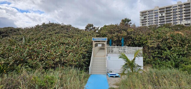 Building Photo - 4001 N Ocean Blvd
