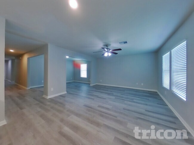 Foto del edificio - 15673 Briar Frst Dr