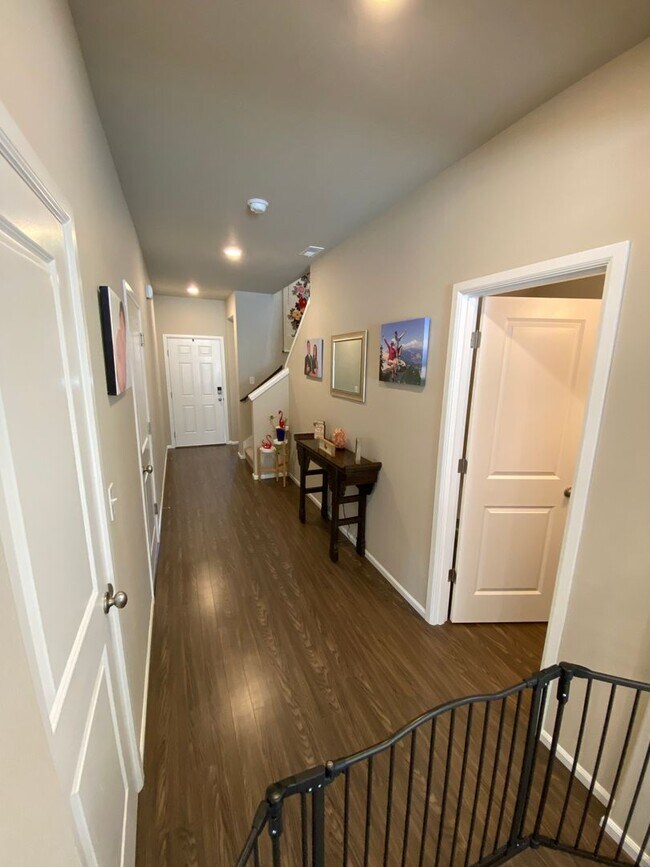 Foto del edificio - 8651 Spartacus St NE