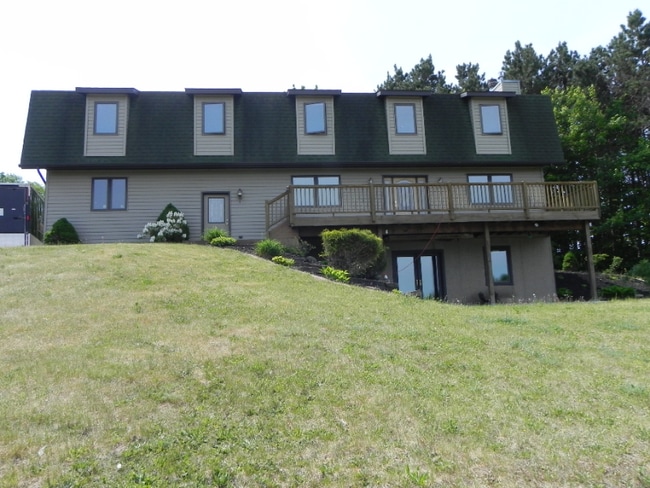 Building Photo - 8665 Worden Rd