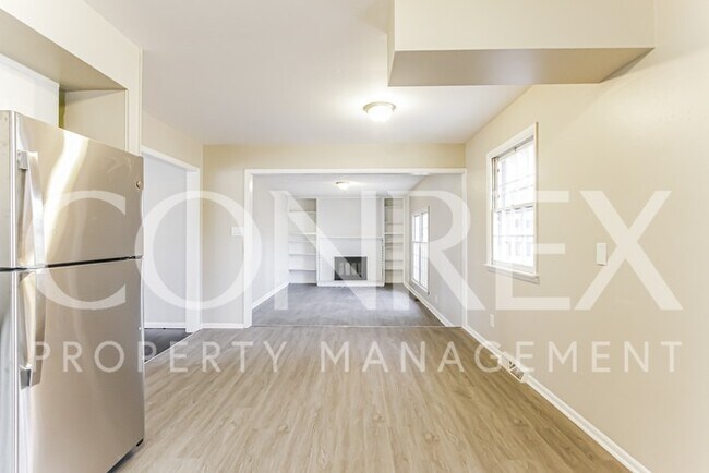 Building Photo - Adorable 3 Bedroom PERFECT FOR YOU
