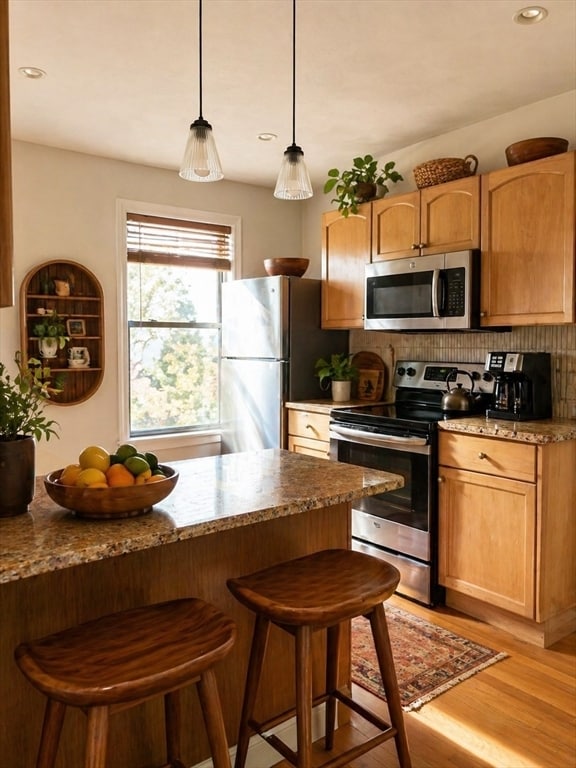 Building Photo - 44 Wallis St