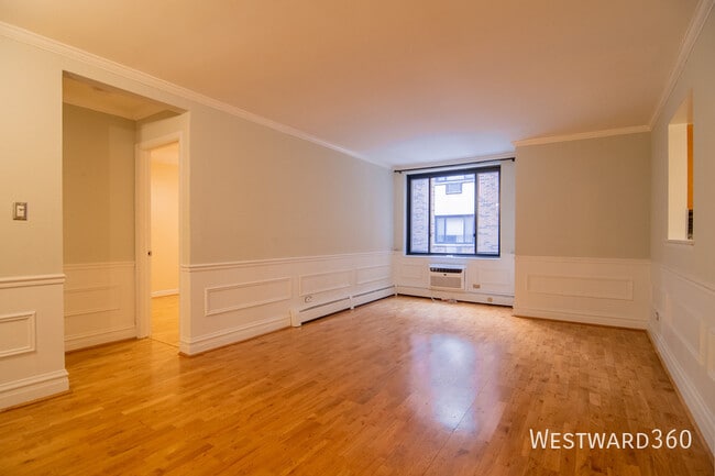 Foto del edificio - Spacious 1bed in prime Lincoln Park locati...