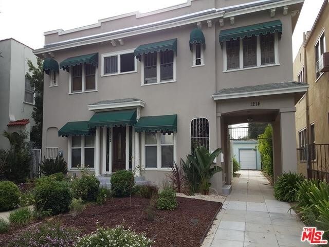 Foto del edificio - 1212 S Tremaine Ave