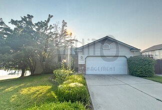Building Photo - 5108 W Conestoga Ln