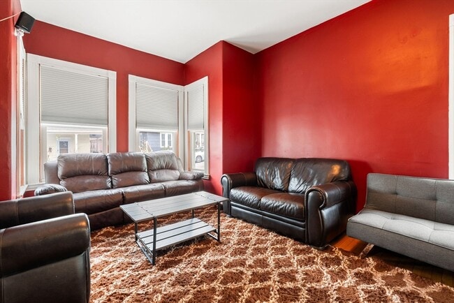 Building Photo - 12 Pomeroy St