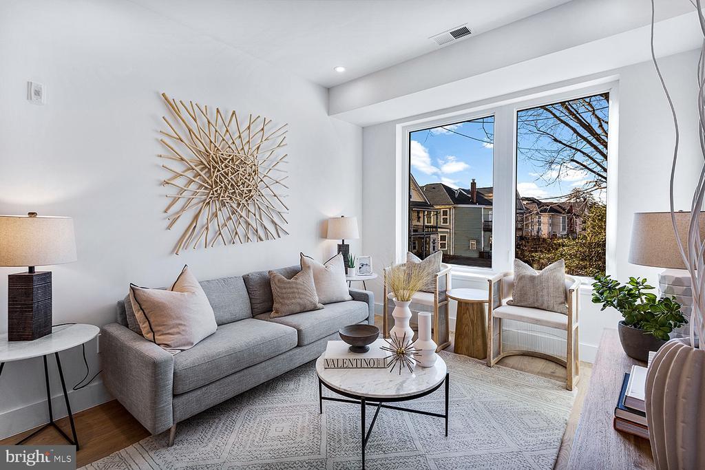 Foto principal - 4804 Georgia Ave NW