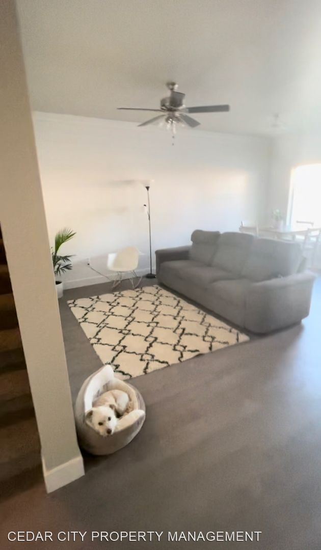 Foto del edificio - 3 br, 2.5 bath House - 3044 N 225 E