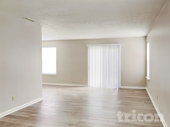 Building Photo - 6756 W Stanhope Dr