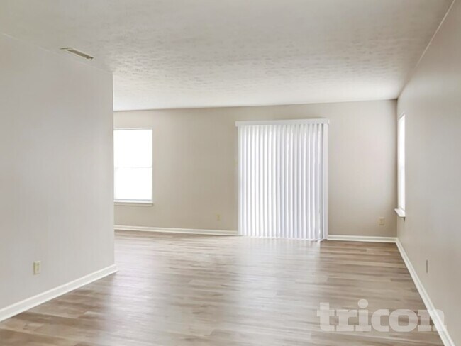 Foto del edificio - 6756 W Stanhope Dr