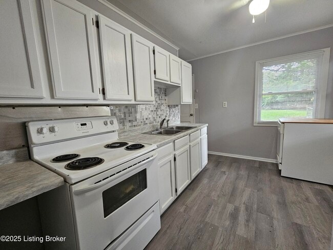 Building Photo - 1203 Stonewall Way