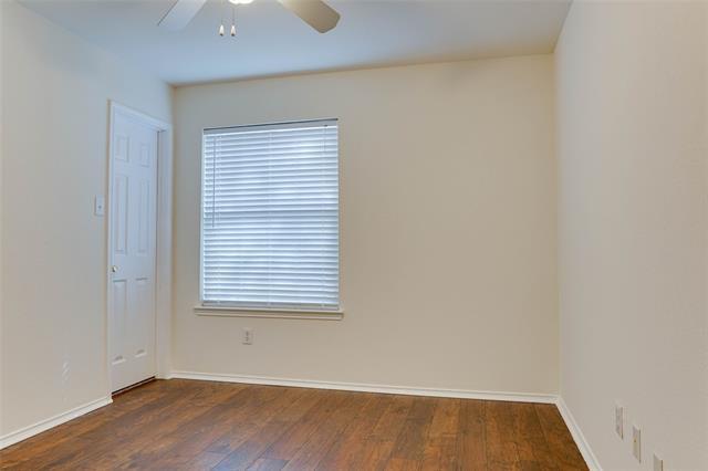 Building Photo - 8541 Hawks Nest Dr