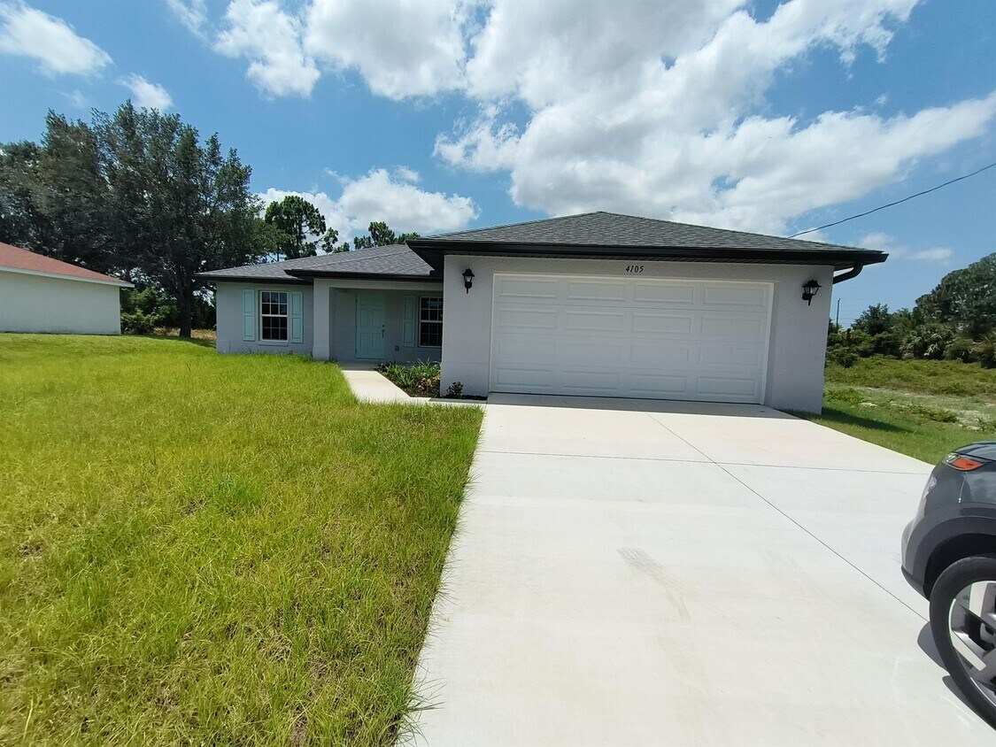 Foto principal - 4105 13th St SW