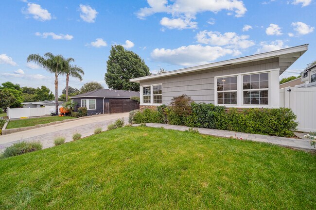 Foto del edificio - 414 E Fir St