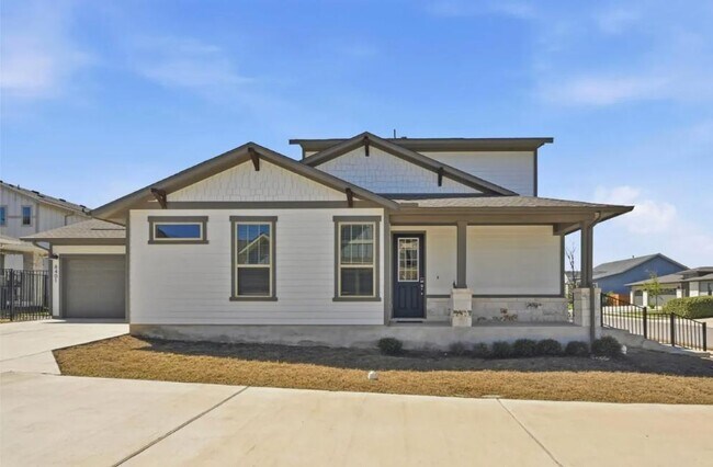 Building Photo - 8401 Orizzonte St