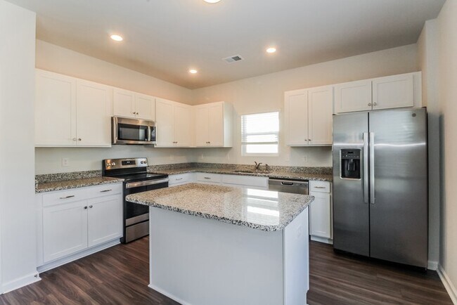 Foto del edificio - 312 Augustine Drive