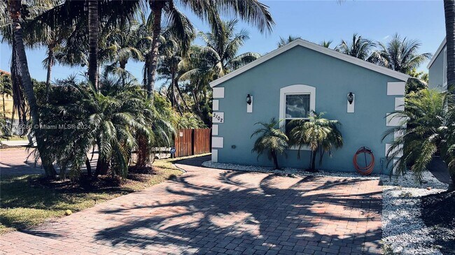 Foto del edificio - 3102 Shelby Way