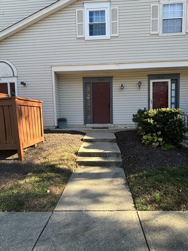 4805 River Valley Way, Bowie, MD 20720 Condo for Rent in Bowie, MD