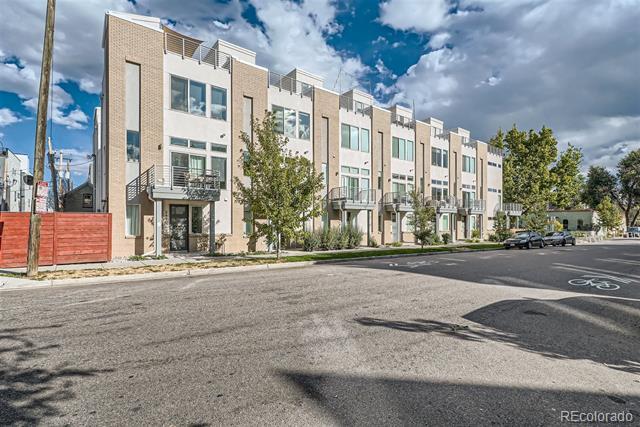 Foto del edificio - 2416 Eliot St