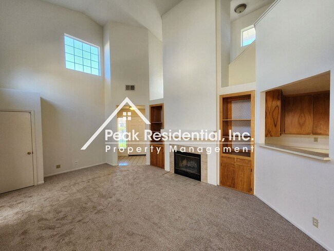 Foto del edificio - A Very Nice Lincoln 3bd/2ba House with 2-Car Garage