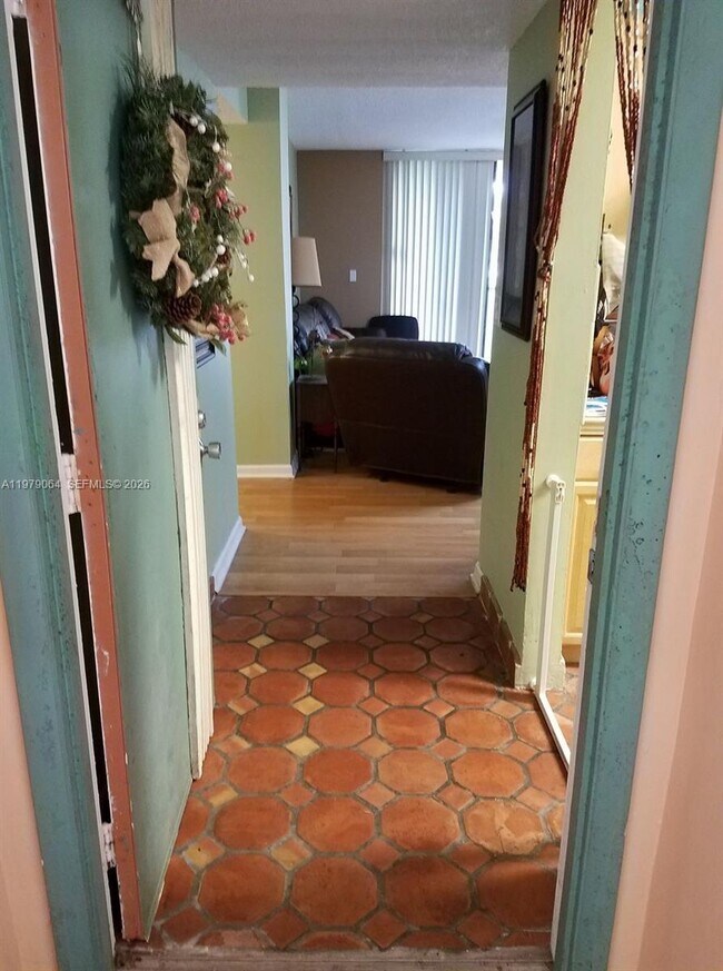 Foto del edificio - 8500 SW 133rd Avenue Rd