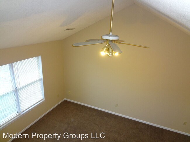 Foto del edificio - 3705 Pimlico Dr