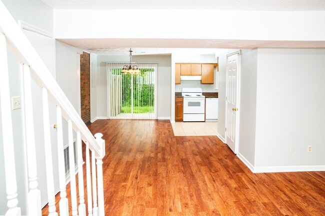Building Photo - 1167 Tatesbrook Dr