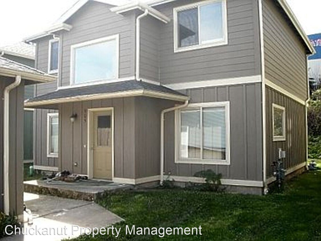 Primary Photo - 4 br, 2 bath House - 901 Gladstone St.