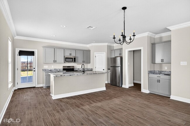 Building Photo - 766 Crozier Dr