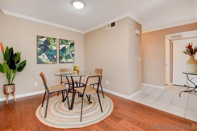 Foto del edificio - Fully Renovated 2 Bedroom 2 Bathroom Condo on the Water!