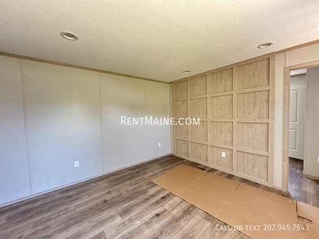 Building Photo - 438 Finson Rd