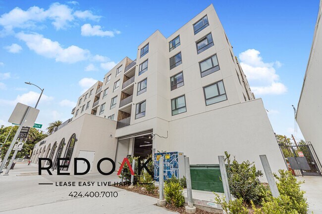 Foto del edificio - 1860 N Western Ave