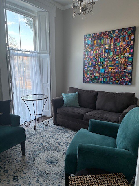 Foto del edificio - 605 SE Riverside Dr