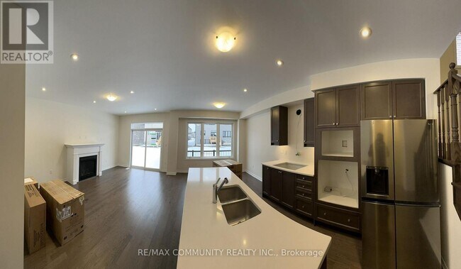 Building Photo - 59 Mountainside Cres