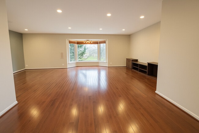 Building Photo - 2300 Windsor Mall