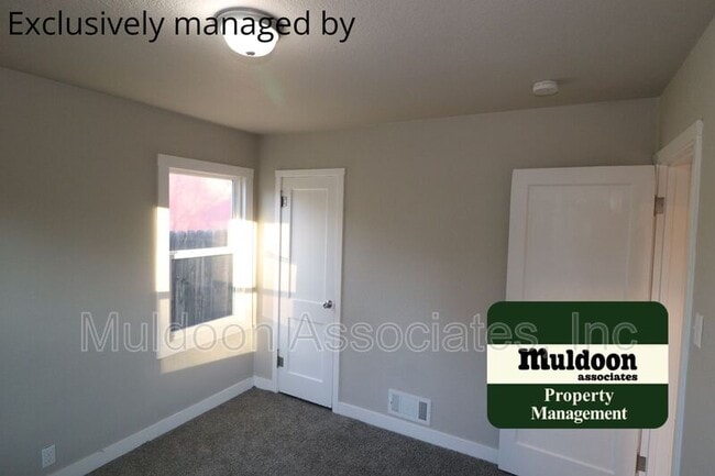 Foto del edificio - 2829 2nd Ave