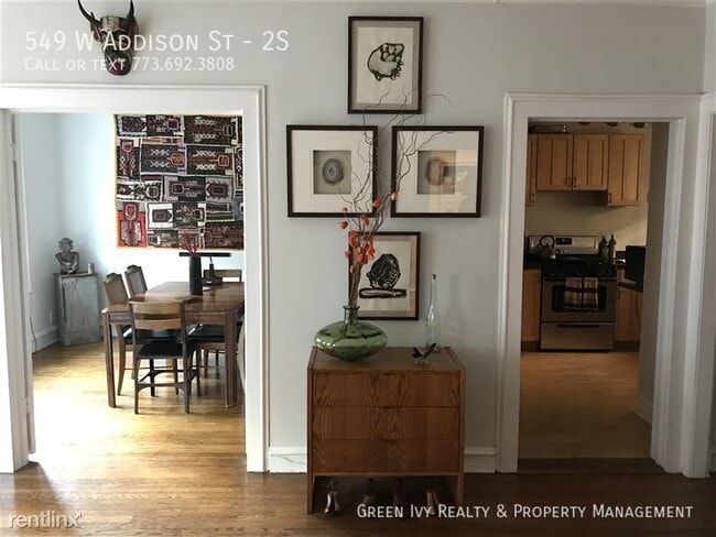 Building Photo - 549 W Addison St